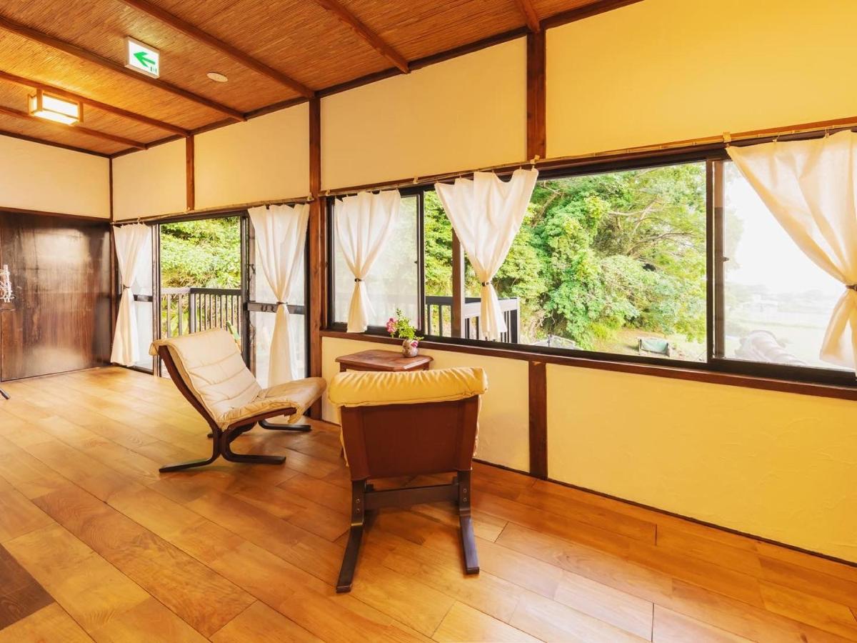 Nostalgiaノスタルジア Villa โยโกสุกะ ภายนอก รูปภาพ