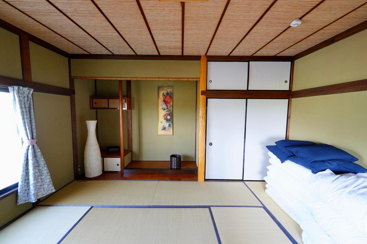 Nostalgiaノスタルジア Villa โยโกสุกะ ภายนอก รูปภาพ